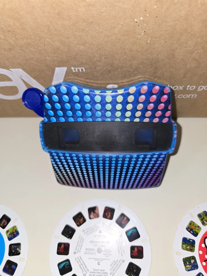 2013 View Master 3D Viewer Blue Tec Dots USA with 8 Reels Hello Kitty Star Wars - Image 2 of 4