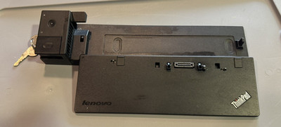 Lenovo Think Pad Ultra Dock 40A2 Workstation Dock Key Included
