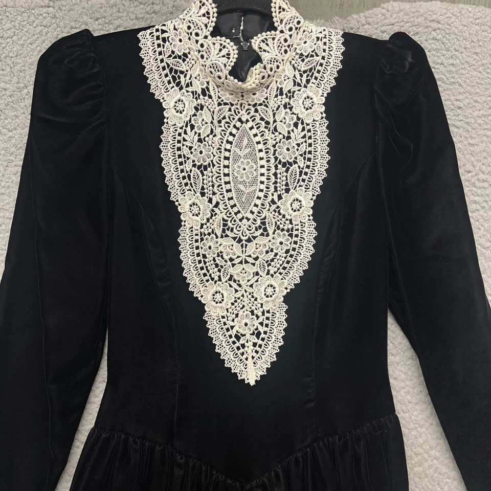 Vestido De Colección Gunne Sax Jessica McClintock Mujer 3 Negro Terciopelo Wednesday Adam Goth Foto 4 de 4