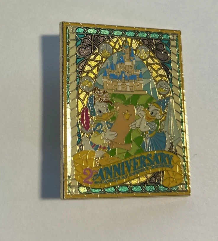Disney Pin Donald Daisy Duck 2nd Anniversary Poster SDR Shanghai Le 300