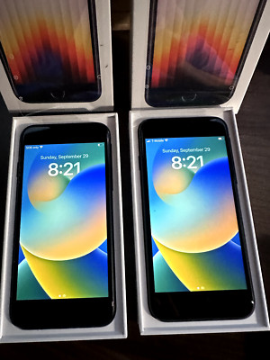 Lot of 2 Apple iPhone SE (3rd Gen) 64 GB Midnight A2595  (T-Mobile) iOS 16.6 NIB