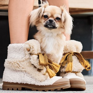 chloe shearling boots