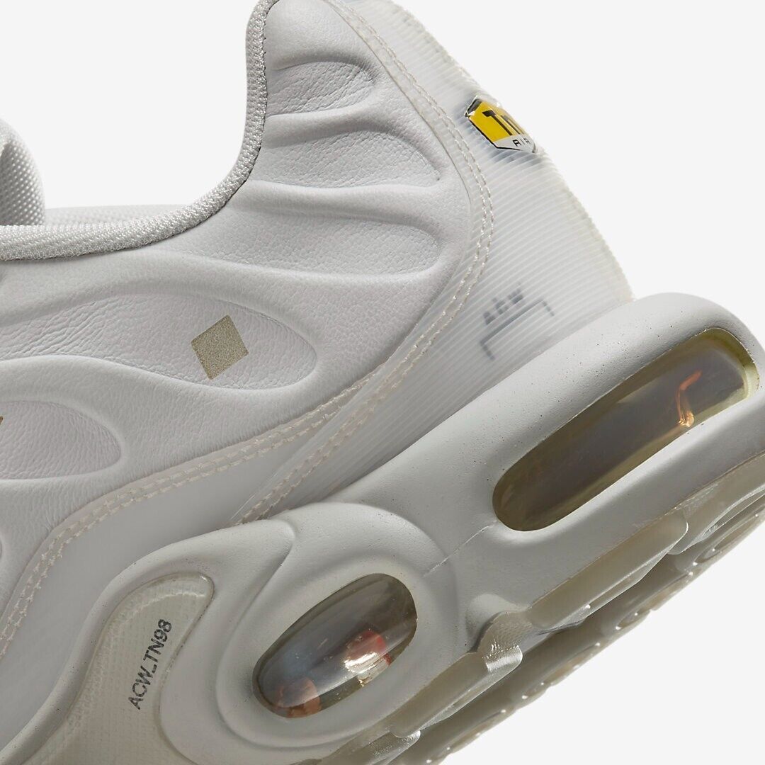 Nike Air Max Plus x A-Cold-Wall bundle Black White FD7855 Nike Air Max Plus x A-Cold-Wall bundle Black White FD7855