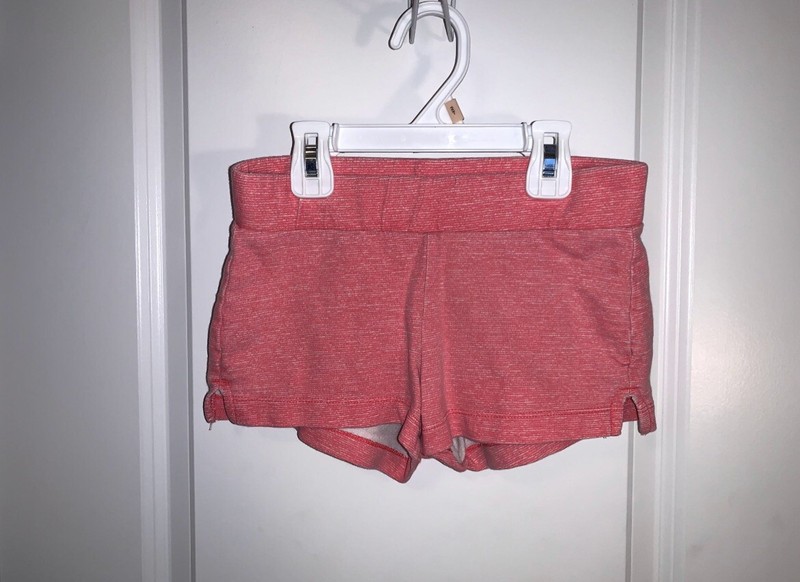 Girls size small 6-7 activewear shorts