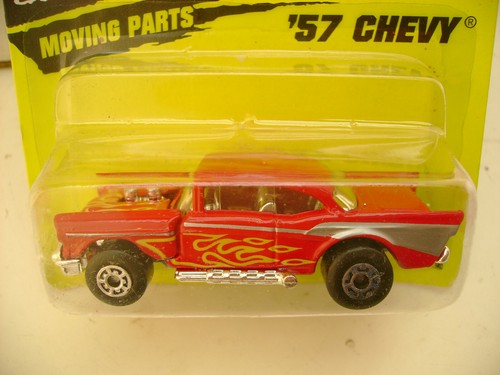 1993 MATCHBOX SUPERFAST #4 RED WITH FLAMES FLIP NOSE 57 CHEVY NEW ON CARD - Picture 2 of 9