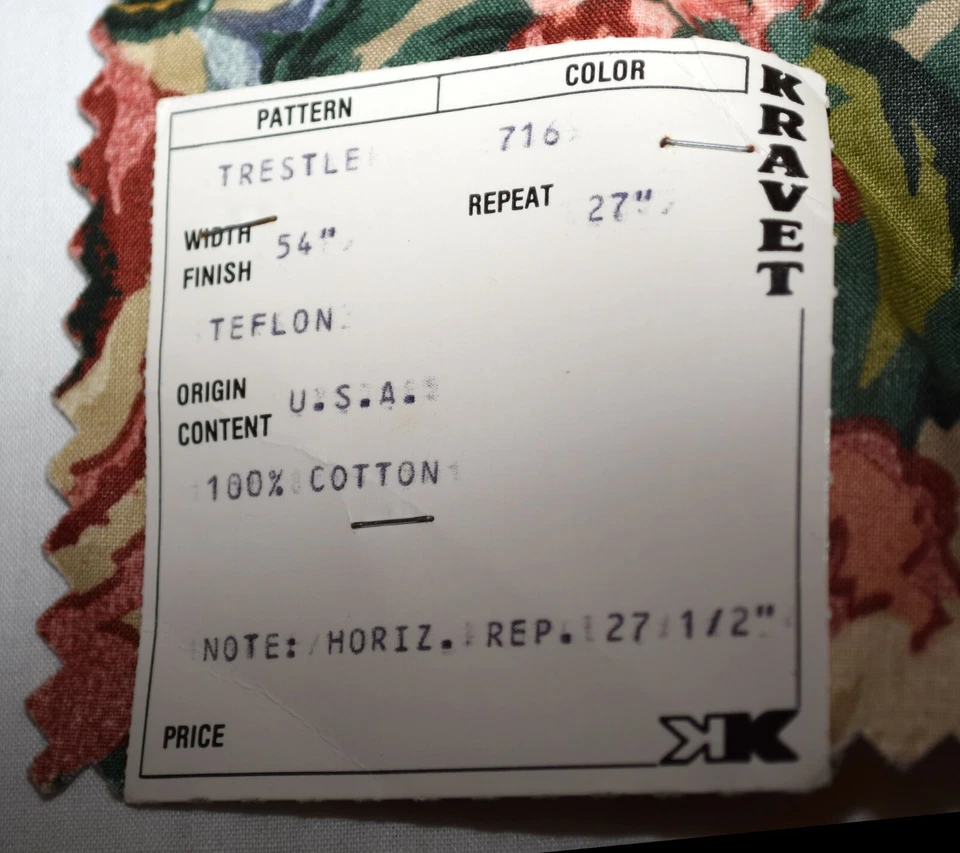 Kravet Lot of 5 Floral Geometric Cotton & Rayon Blend Upholstery Fabric Samples  - Image 3 of 4