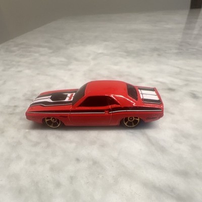 Hot Wheels '70 Dodge Hemi Challenger, Red, 2018 Muscle Mania | eBay