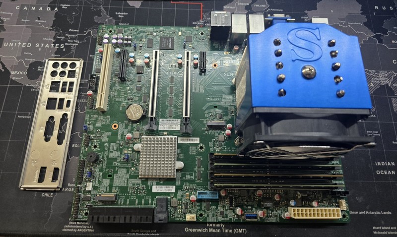 Supermicro X11SCA-F Motherboard Intel Core i9-9900K 64GB DDR4 ECC RAM Combo Kit