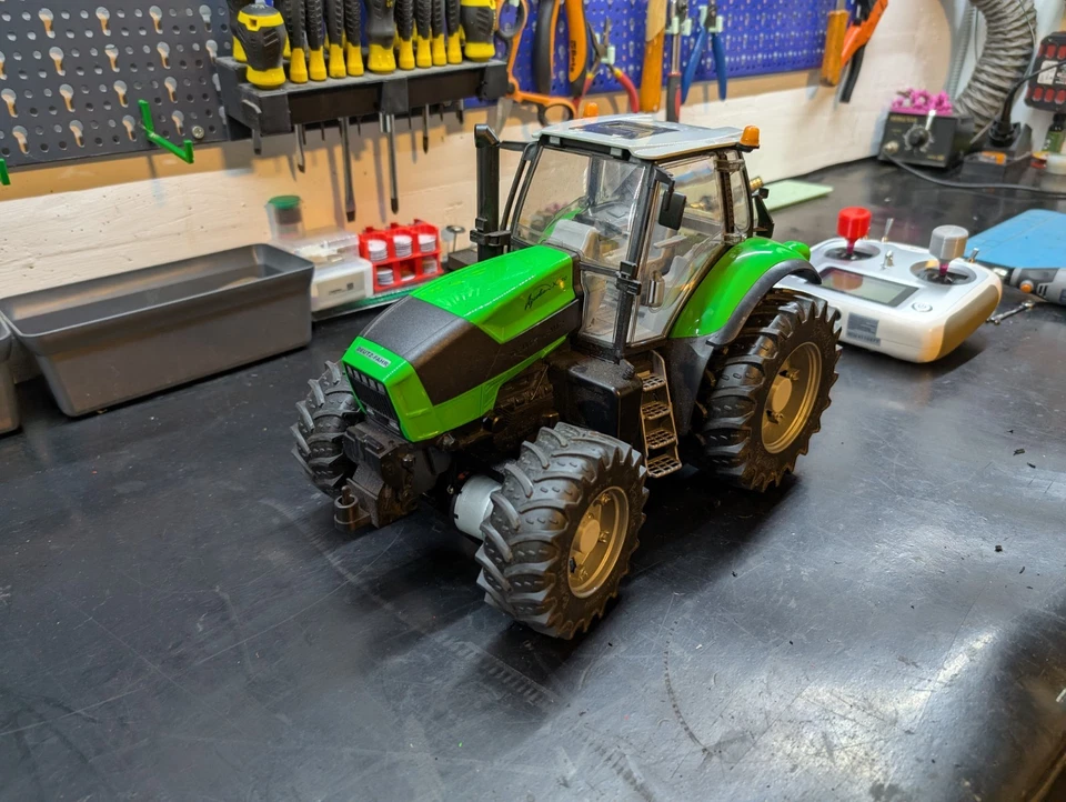 Telaio Stampato In 3d Per Bruder Serie 3000 Rc - Immagine 2 di 4