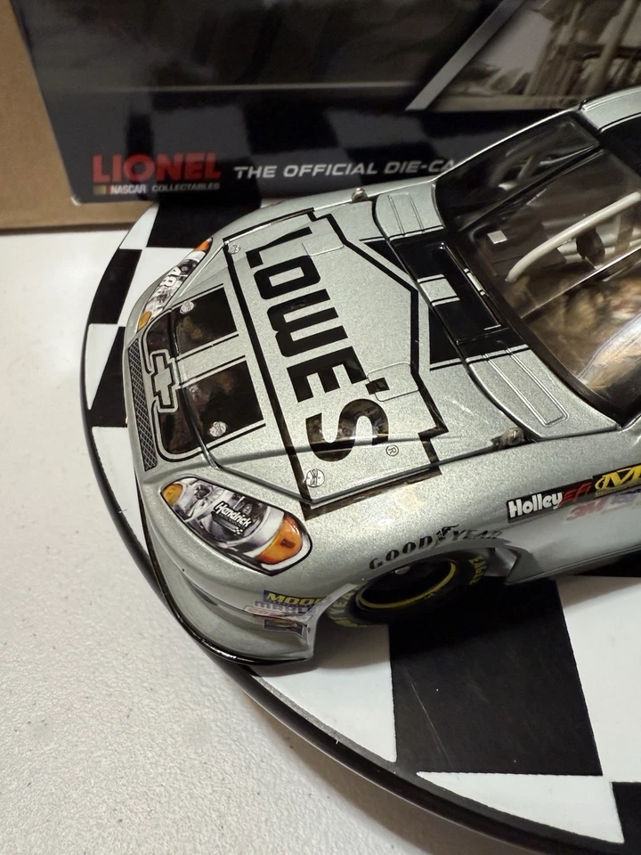 罕见 * Jimmie Johnson #48 Lowe’s Cortez 银色 2012 COT 1/24 Nascar 压铸 — 第 3/4 张图片