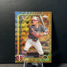 2025 Topps Chrome Gilded Gold Wave Refractor Brooks Lee RC 12/75 Twins