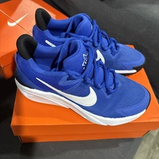 Nike Star Runner 4 NN Youth Size 4Y Hyper Royal Blue Athletic Sneakers NEW