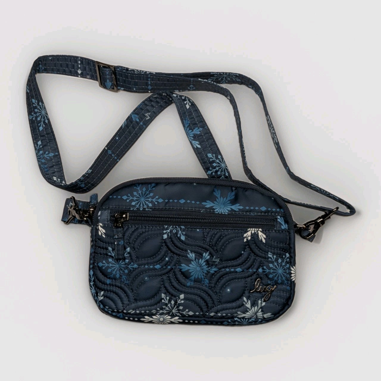 Lug Super Coupe Crossbody Bag Blue Snowflake Zip Pull Quilted