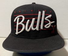 New Era 9FIFTY Chicago Bulls Spell-out Snapback Hat Cap Black Cotton