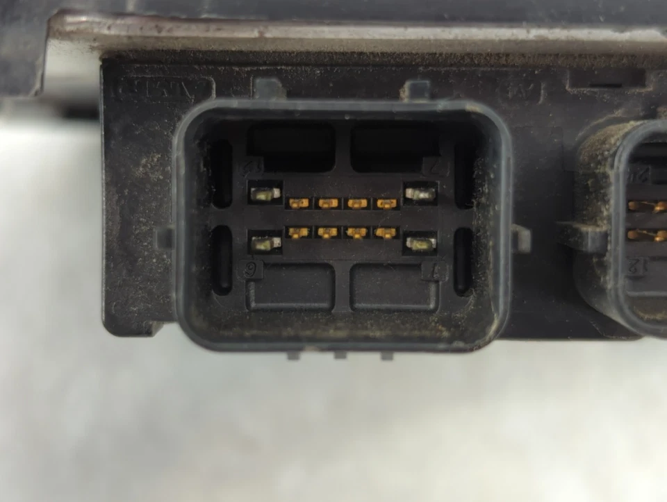 Jeep Grand Cherokee 2005 módulo de control de carrocería Bcm cabina interior caja de fusibles RCDZQ Foto 4 de 4