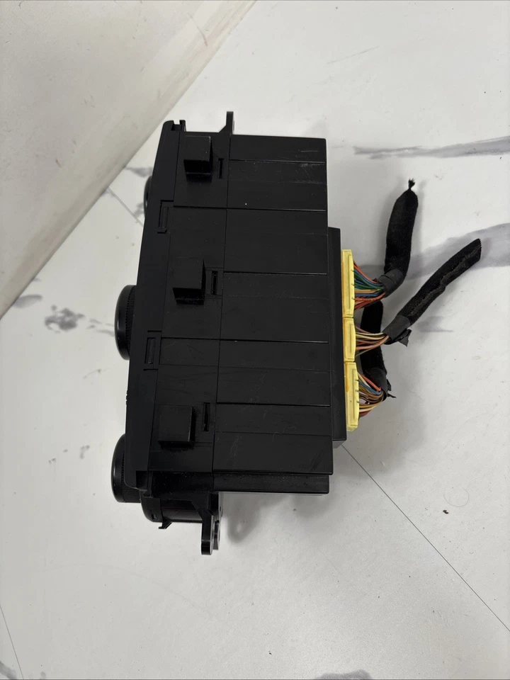 2009 - 2012 KIA Sedona AC Heater Temperature Climate Control 97250-4DXXX - Image 4 of 4