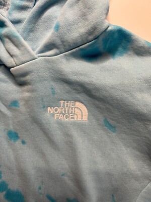 TNF Girls' Tye-Dye Camp Fleece Hoody Small XL Ice Blue The North