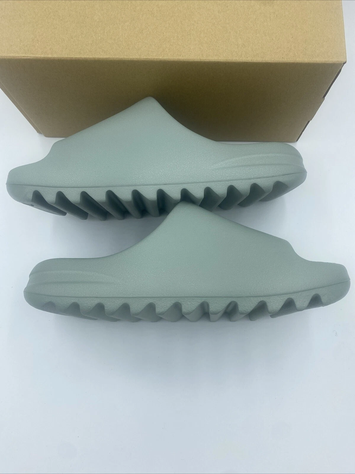 Sandali casual Adidas Yeezy Slide uomo verdi ID5480