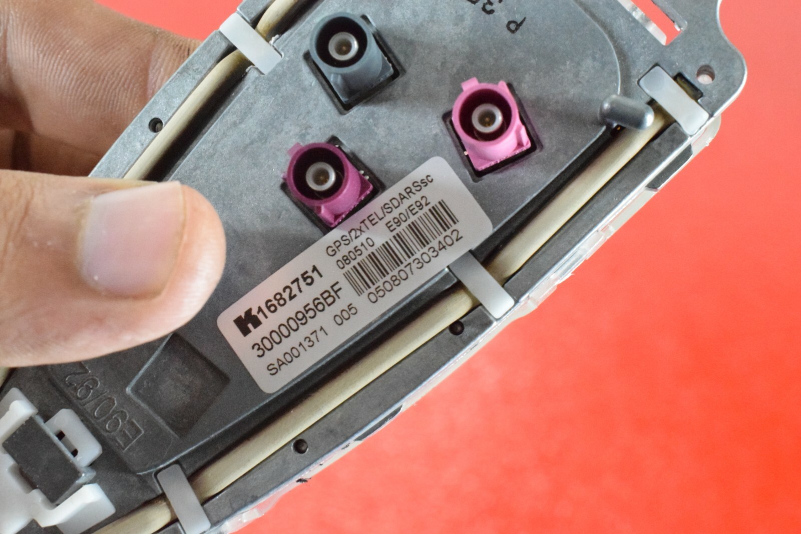 BMW E90 E92 REAR UPPER ROOF GPS SIGNAL ANTENNA UNIT 87K! OEM eBay