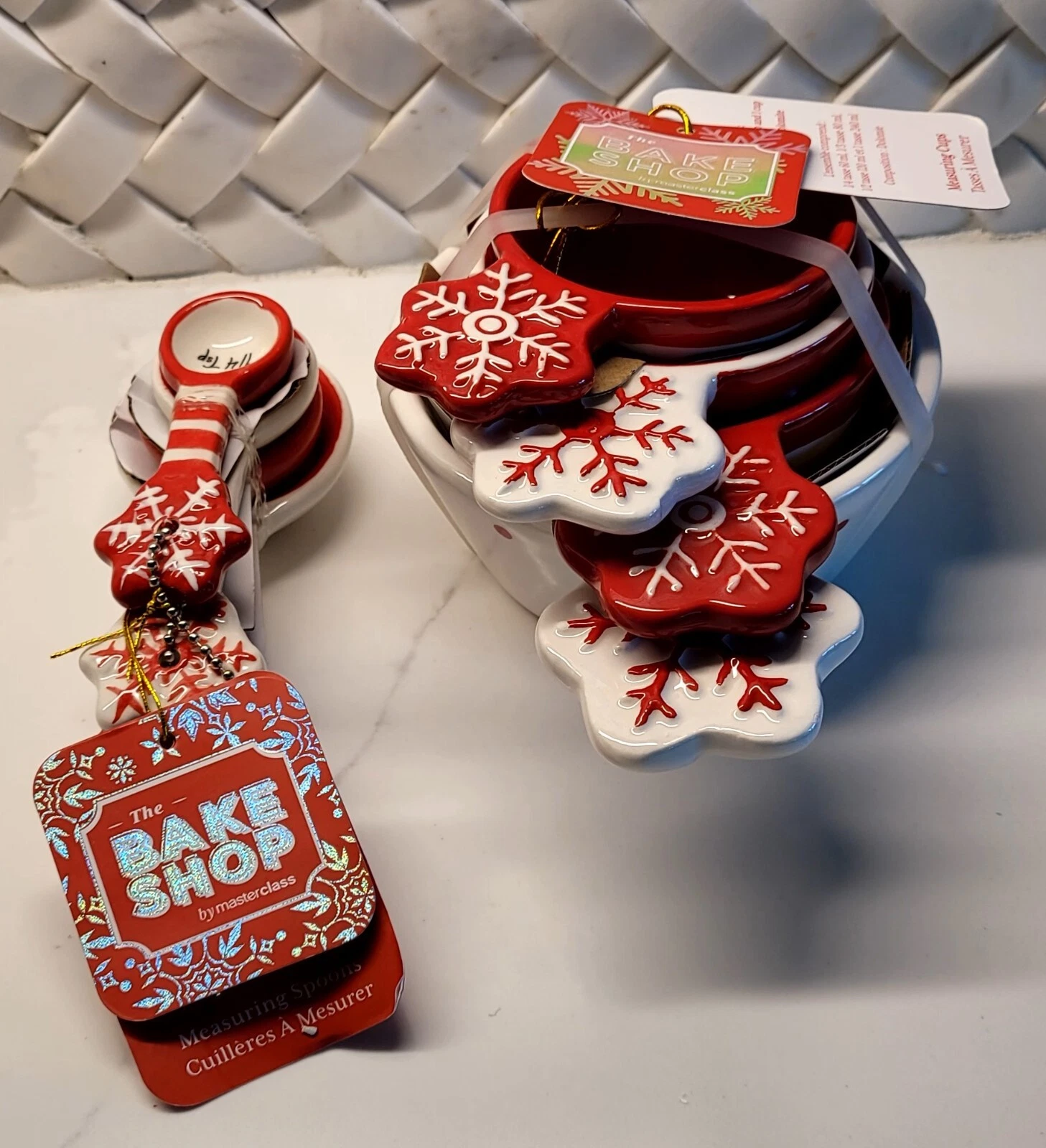The Bake Shop Snowflake Red/White Measuring Cups & Matching Measuring Spoons New