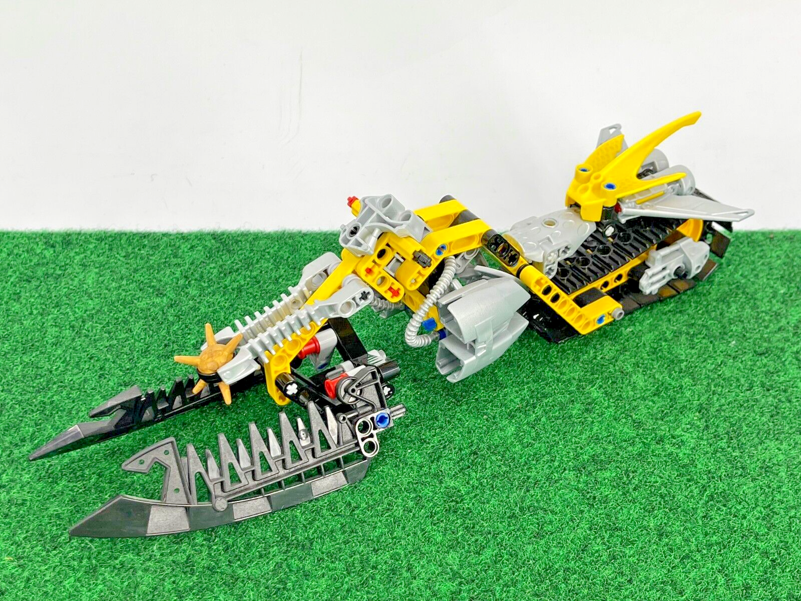 Picture 4 of 6