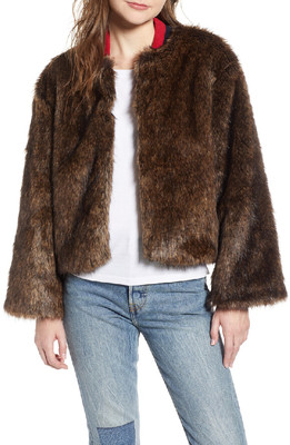 levi's fluffy jacket