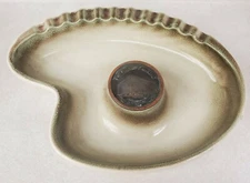 Roseville Pottery The Hyde Park #1970 Ashtray National Gaurdian Life Madison WI.