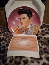 Elvis Presley “Golden Boy – The King” Decorative Plate | 1993 Delphi Collector