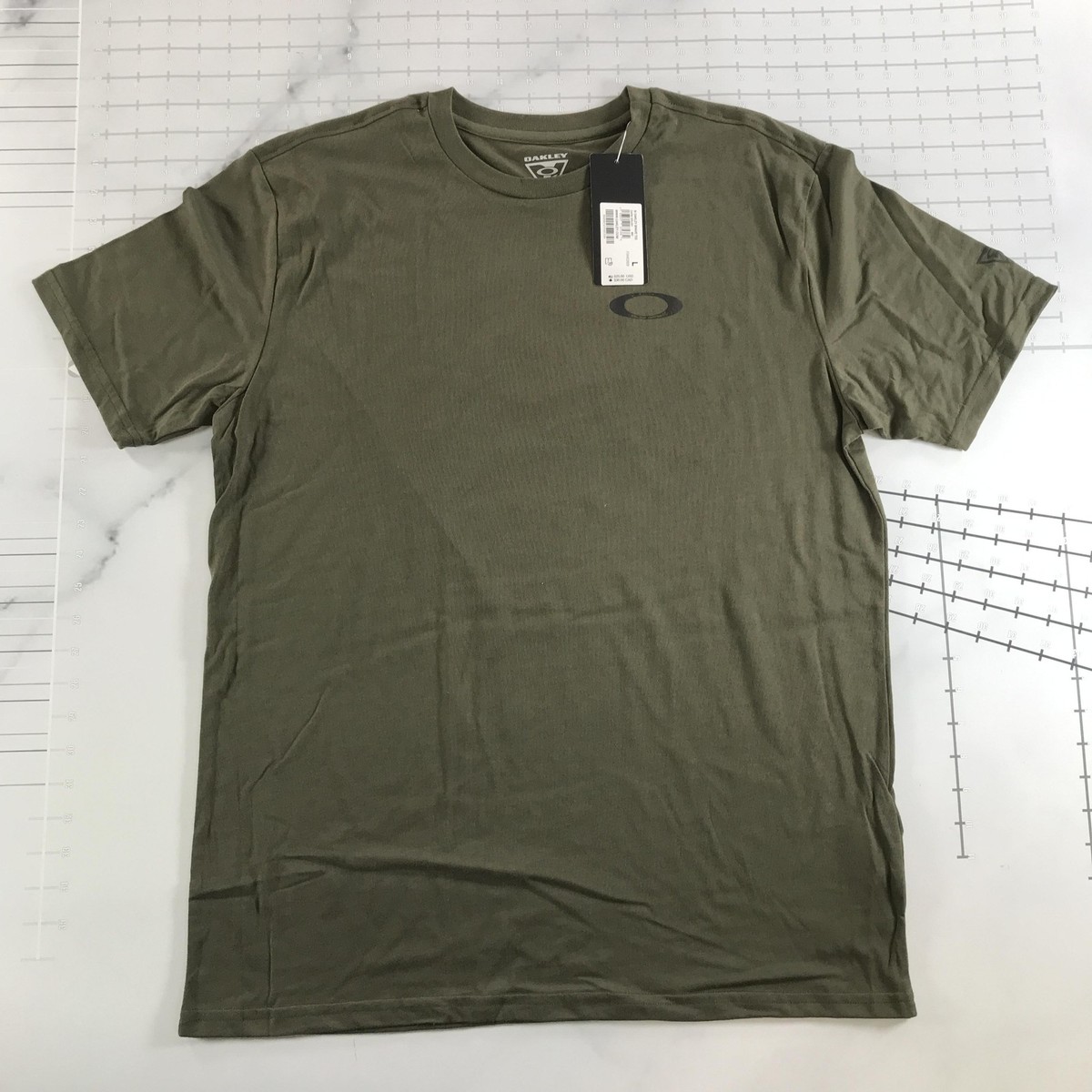 Oakley Shirt Mens Large Green SI Brave Tee Skull Flag Graphic