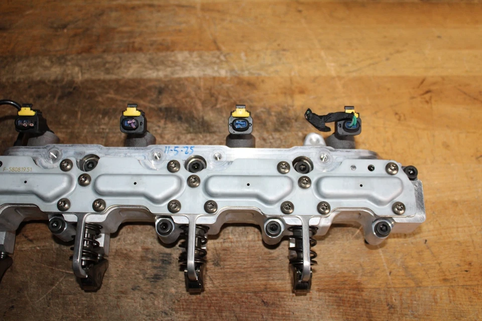 2014-2020 Chrysler Dodge Jeep 2.4L Multiair VVT Valve Actuator 05047980 OEM Foto 4 de 4