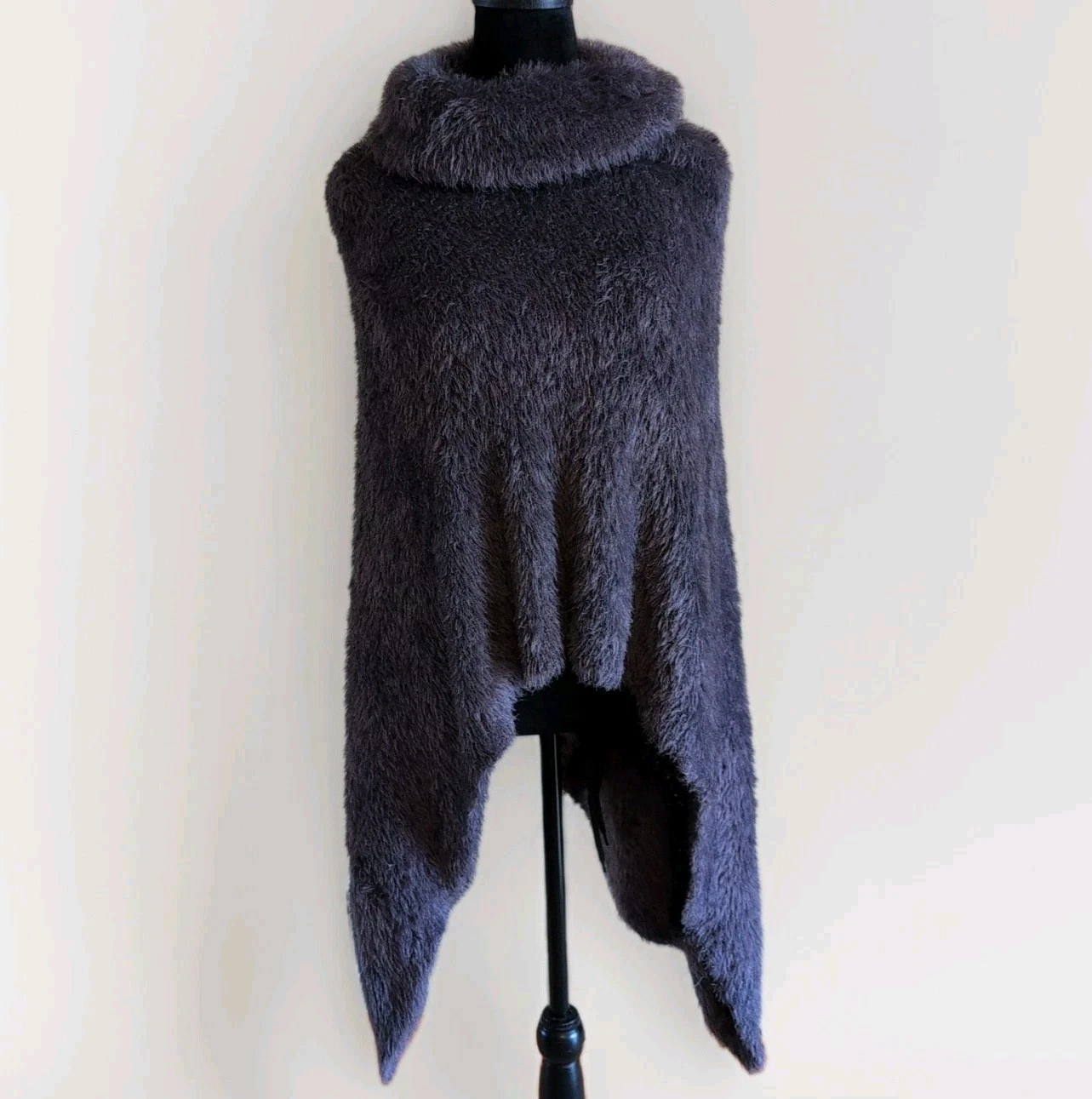 Soft Sweater Knit Roll Neck Poncho Shawl Cape One Size Wrist Loops Dark Grey NWT