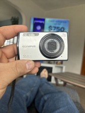 Olympus Stylus 7000 12.0MP Compact Digital Camera EUC No Charger silver