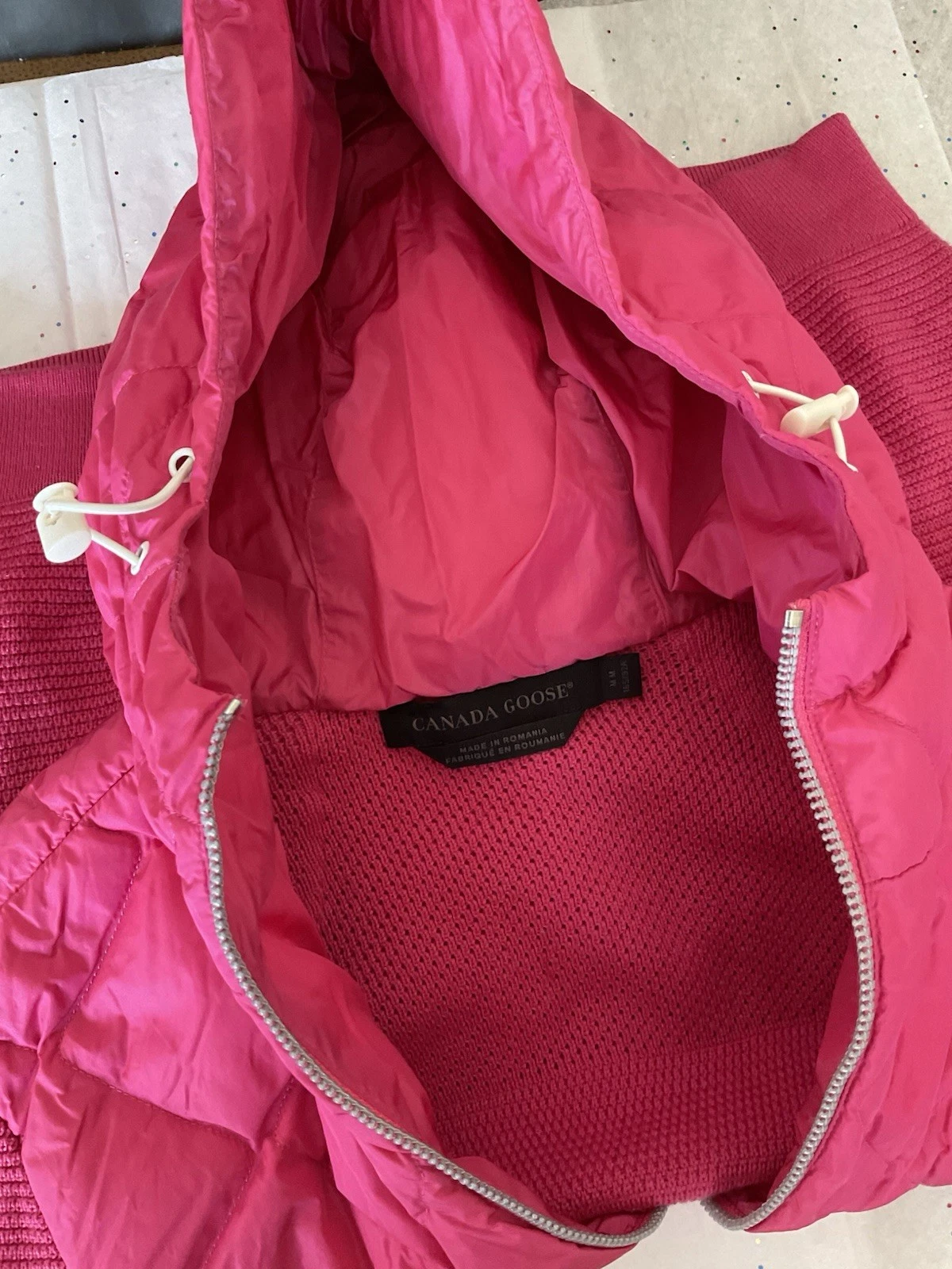 Felpa con cappuccio Canada Goose Hybridge trapuntata in maglia bella rosa