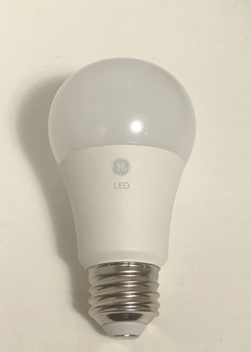 New GE LED Soft White 4-Pack 60W/9W A19, 800 Lumens • 2700K - Picture 6 of 9