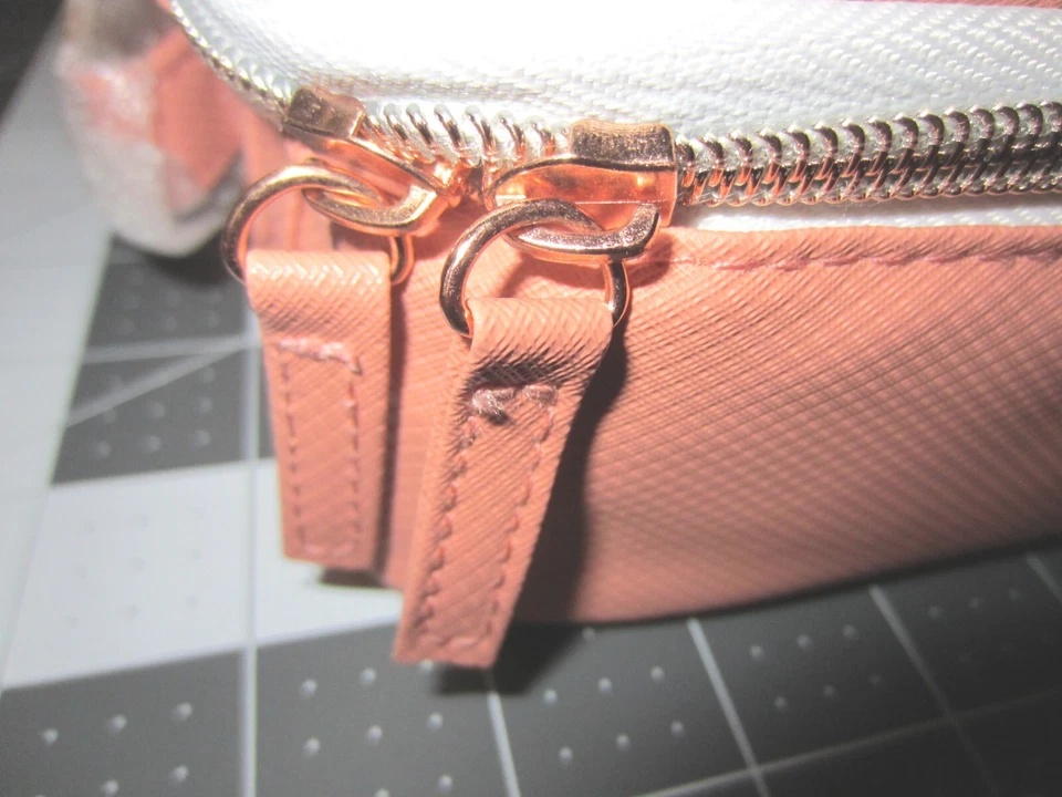 Laura Geller Train Case style bag w/zipper & interior pocket –9.5x7x2.5" - NEW - Изображение 3 из 4