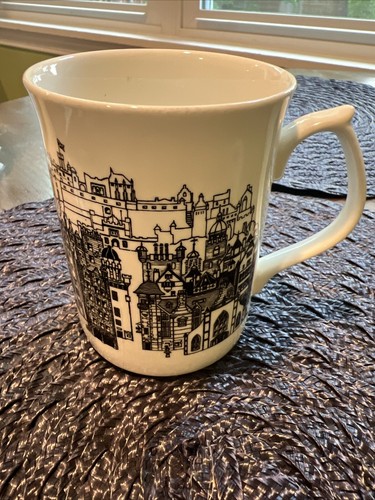 The Old Town Edinburgh Mug Designed in Scotland A M Currie 1993 Vintage
