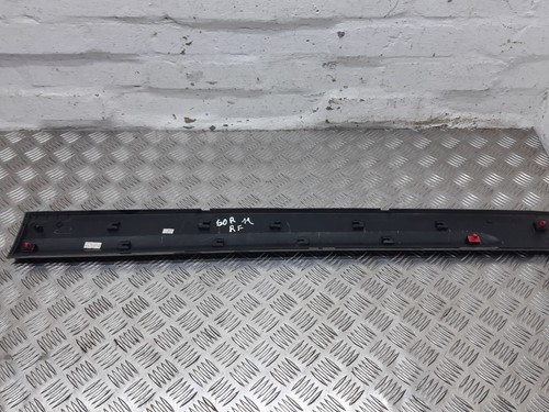 Kia Sorento XM MK2 RIGHT FRONT LOWER DOOR MOULDING 877242P000 2011 - Picture 10 of 12