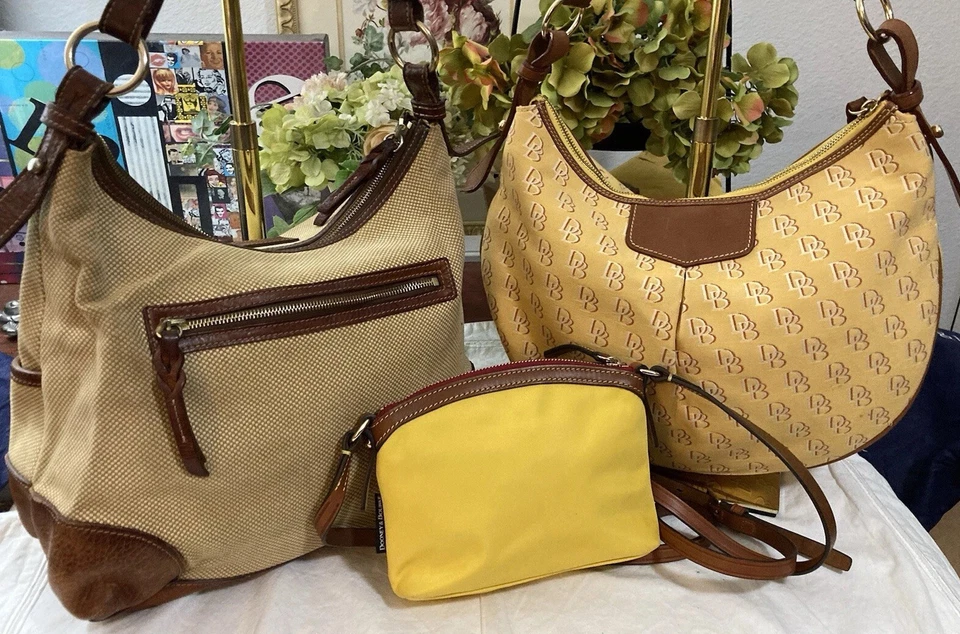 Lote Paquete Dooney Bourke Amarillo Marrón DB Logo Cuero Florentino Hobo Bolso Cartera Foto 3 de 4