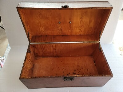 VINTAGE HAND MADE WOOD WOODEN FISHING TACKLE BOX TOOL BOX 20 x 10