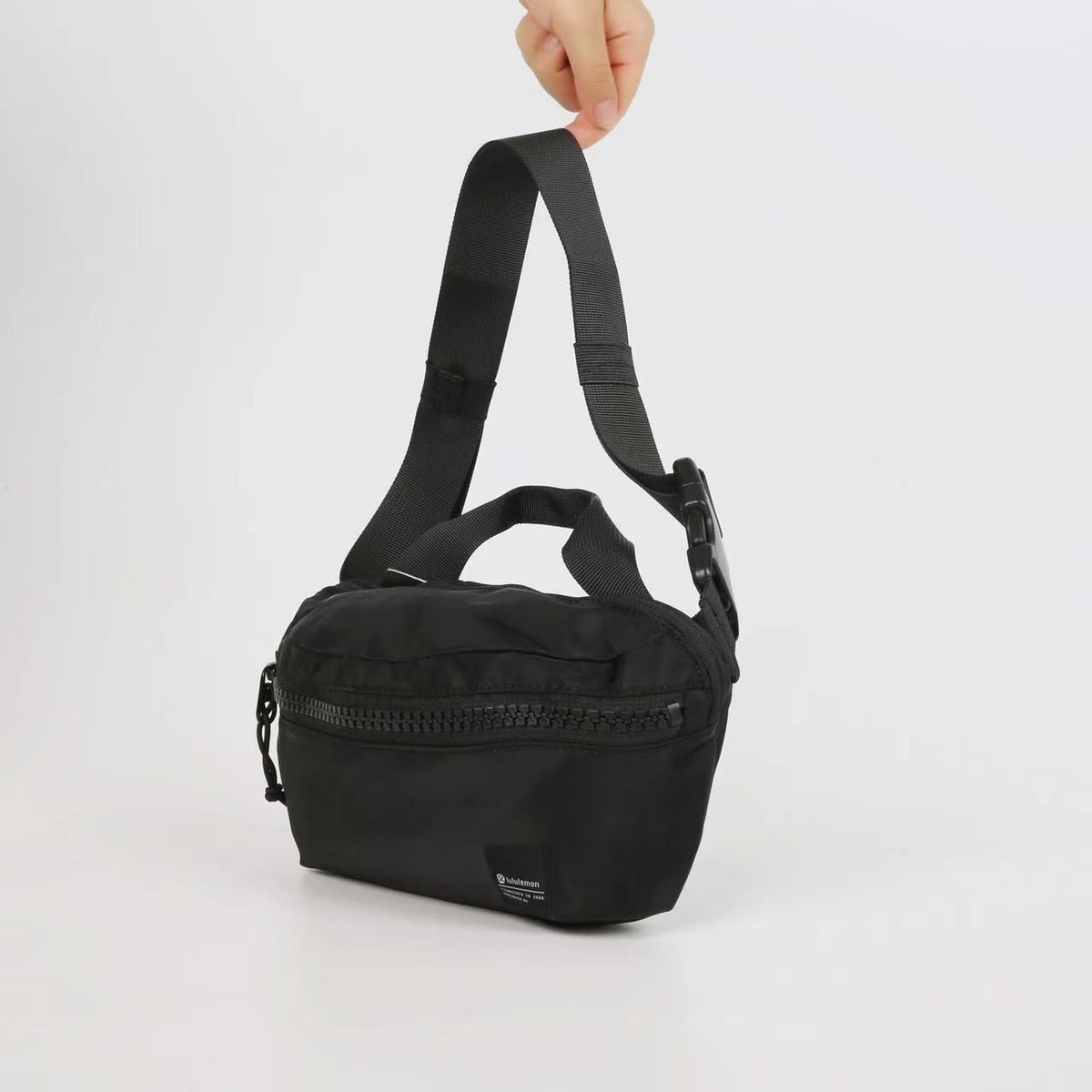 【lululemon】ナイロン ホールドオール バッグ 黒 lululemon】ナイロン ホールドオール バッグ 黒