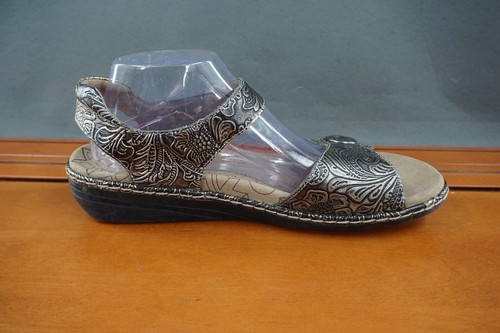 Taos Escape Women's 11 Silver Leather Slingback Hook & Loop Casual Sandals Shoes - Picture 5 of 10