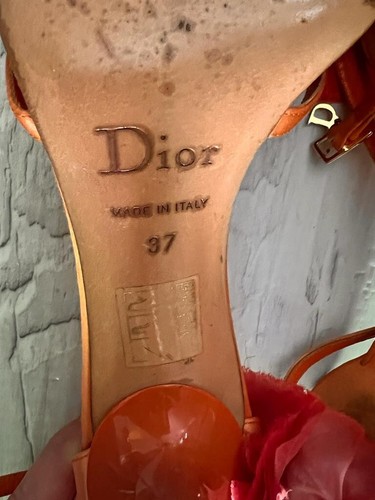 Limited Edition Christian Dior Adorned w Floral Appliqué Petals Slingback Sandal - Picture 9 of 10