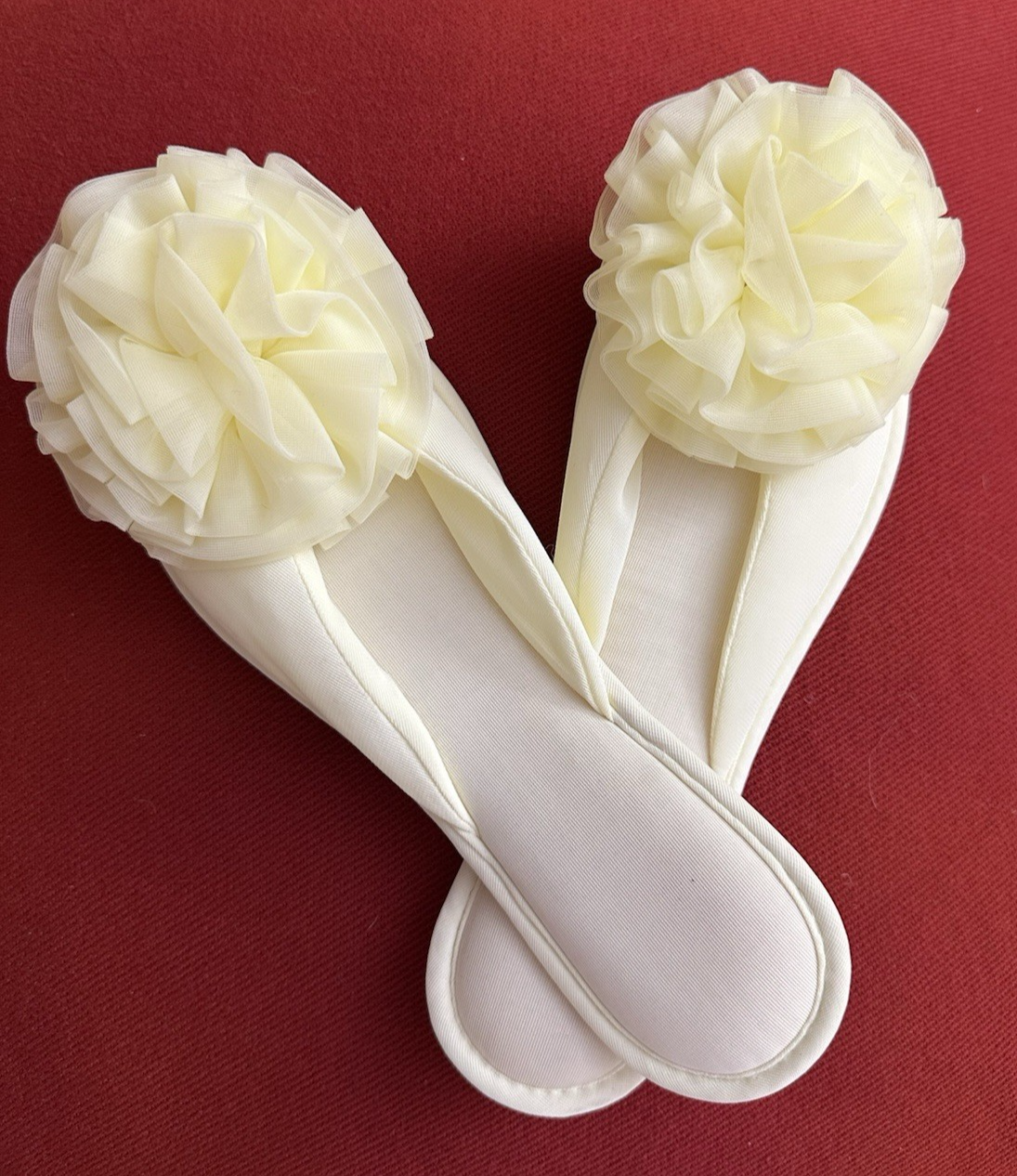 PANTOFOLA D’ORO Vintage NOS Chiffon Giallo Glamour Skuffs di Madye’s SM (5 6)