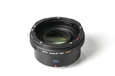 KIPON 0.62 Focal Reducer Optic Adapter for Pentax 67 Mount Lens to Fuji G Camera