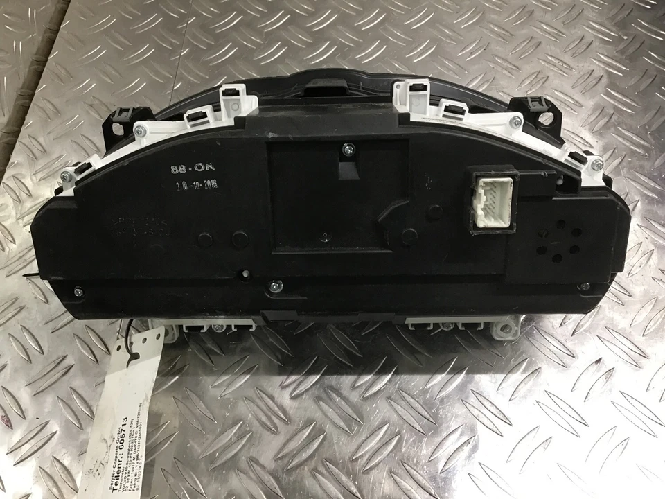 Tacho Volvo V50 (545) 1.6 D 80kW 109PS 31453103 Kombiinstrument - Bild 2 von 2