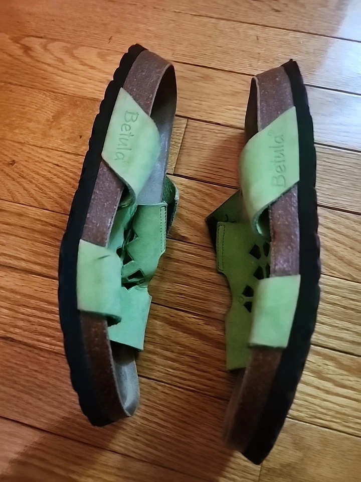 Женские сандалии-шлепанцы Betula от Birkenstock 41 размер США L10 зеленые замшевые б/у в отличном состоянии - Изображение 4 из 4