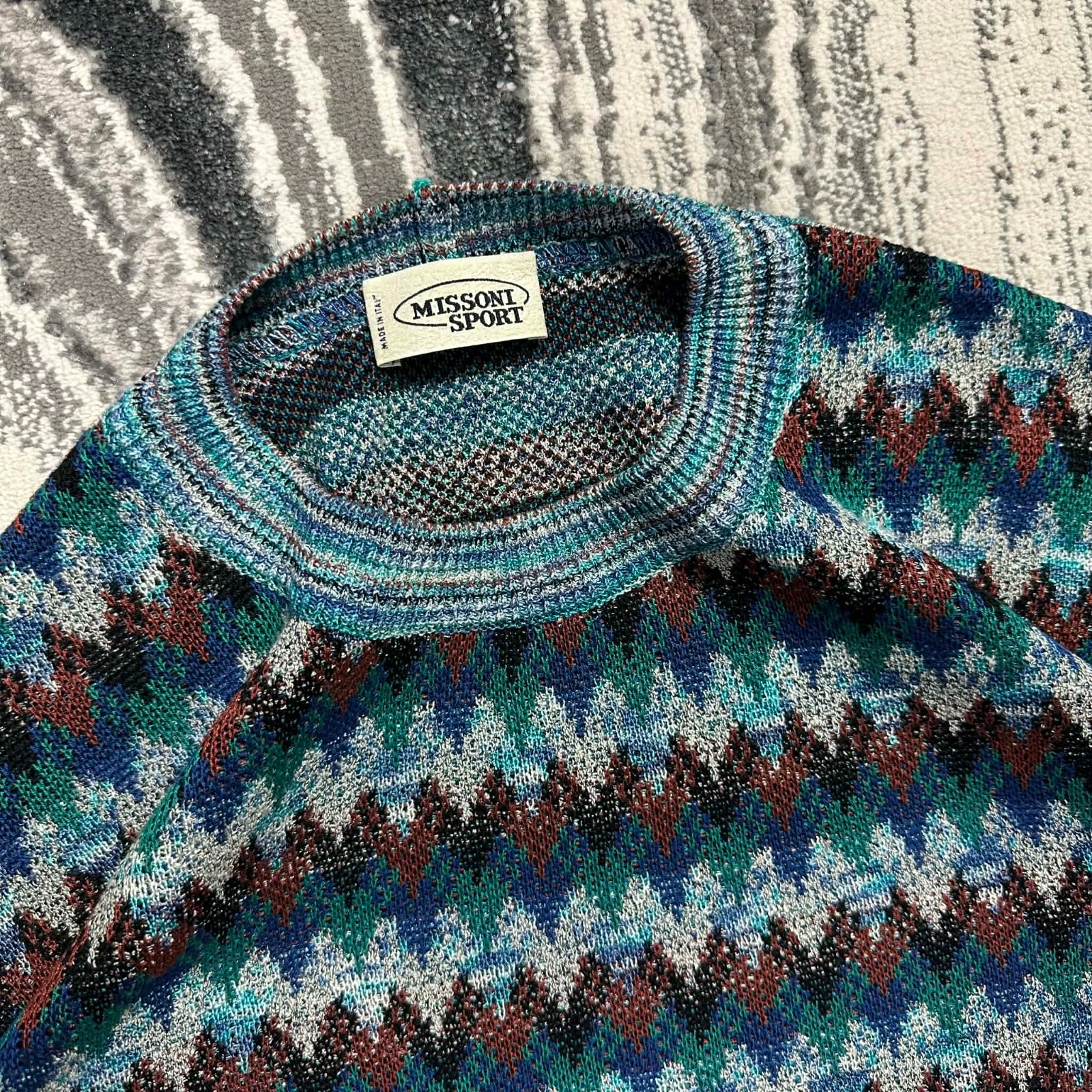 VTG Missoni Sport 90's Multicolour Zigzag Pattern Sz 50 / Large Knitted Jumper image 2