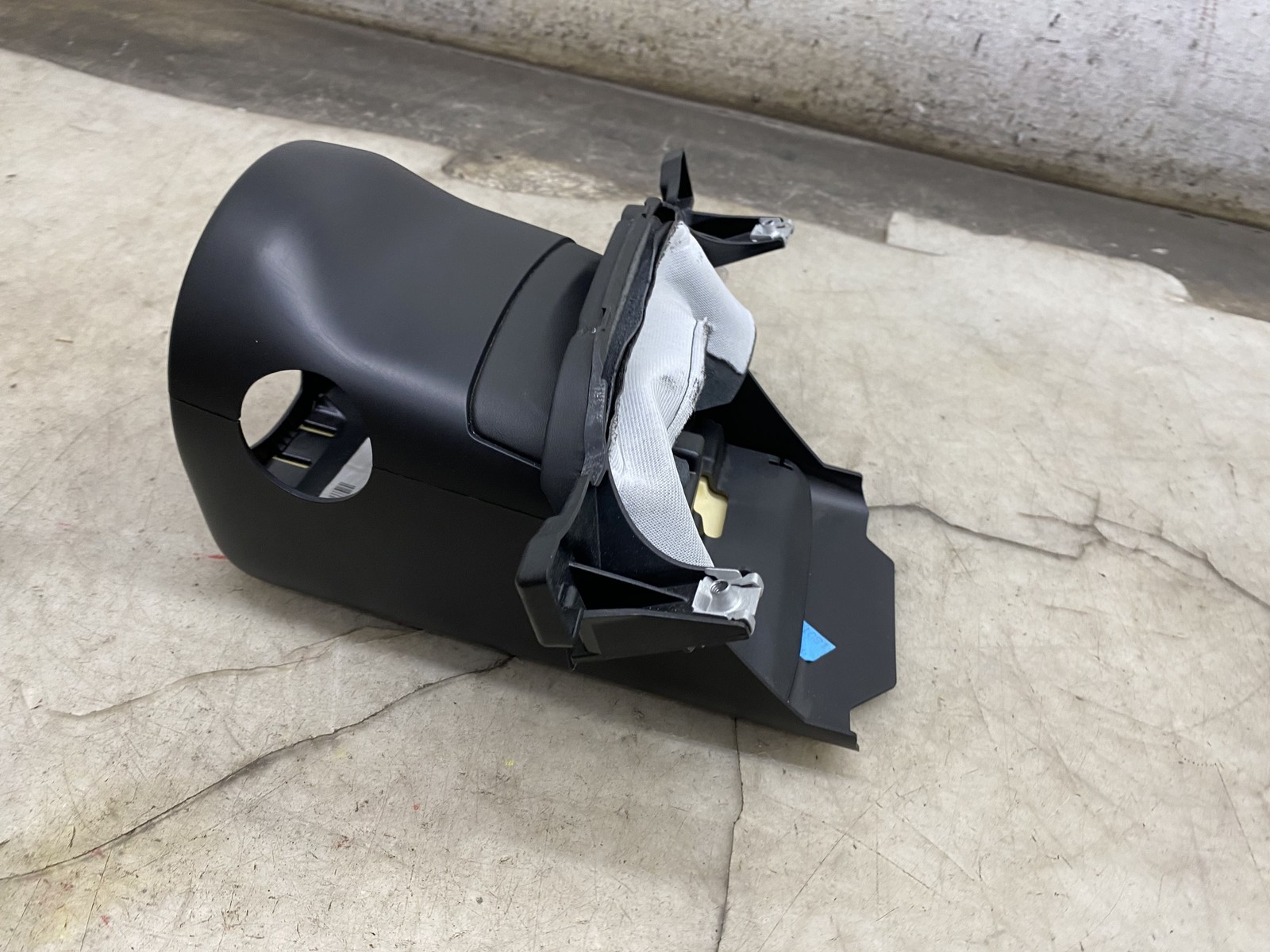 2015-2020 BENTLEY BENTAYGA UPPER & LOWER STEERING COLUMN SHROUD COVER 36A9535164