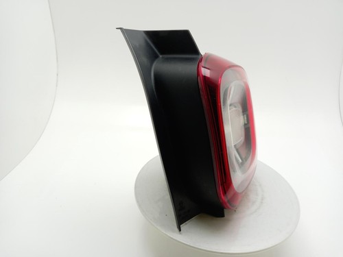 DACIA DUSTER Tail Light Rear Lamp O/S 2020-2022 5 Door Hatchback RH 265503601R - Picture 3 of 10