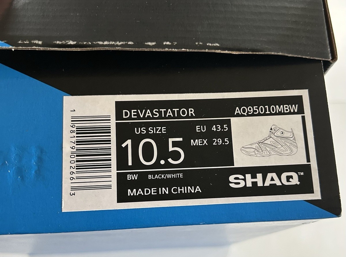 Brand new size 10.5 black. Still in the box with tags Air Jordan 4 Black Cat ?‍⬛ 2025 UK Size 9.5 This item is  main image 4